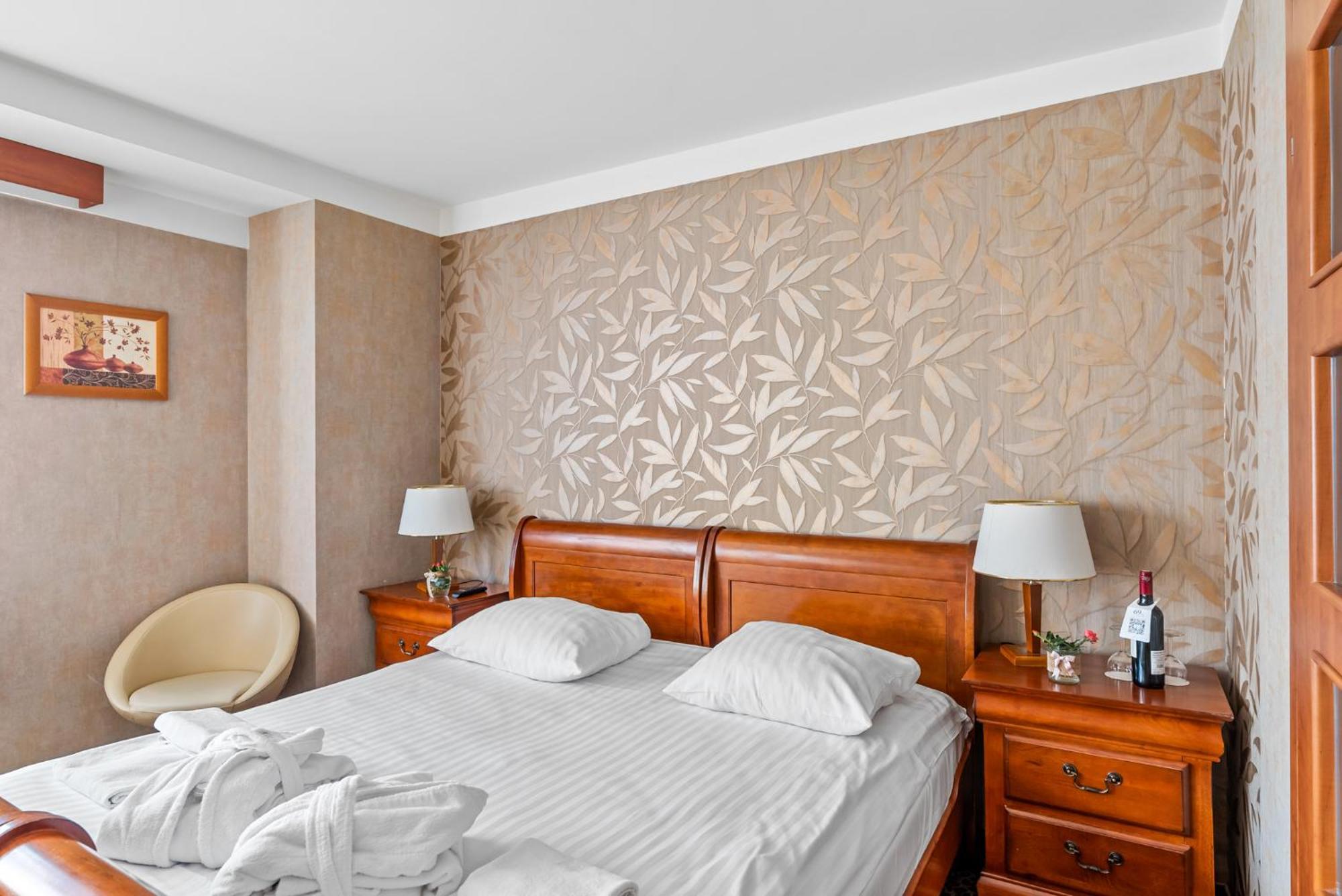 Hotel Diament Vacanza Katowice - Siemianowice Siemianowice Śląskie Exteriér fotografie