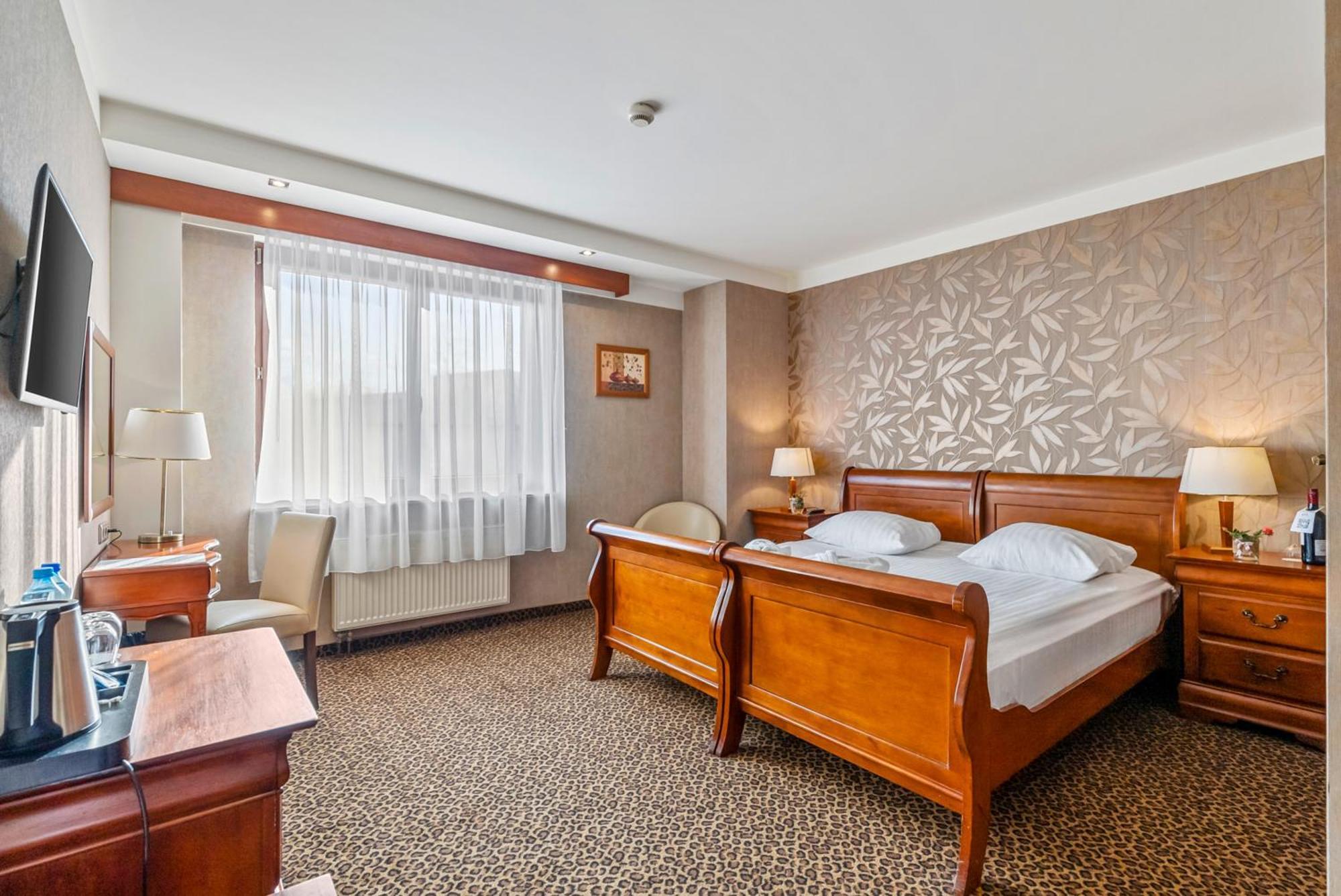 Hotel Diament Vacanza Katowice - Siemianowice Siemianowice Śląskie Exteriér fotografie