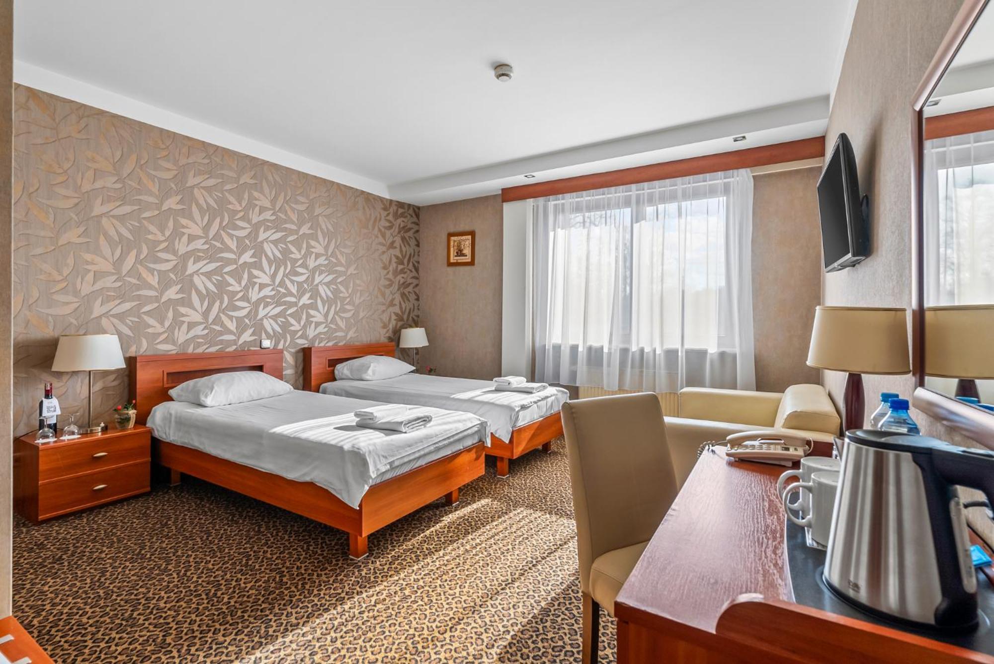 Hotel Diament Vacanza Katowice - Siemianowice Siemianowice Śląskie Exteriér fotografie